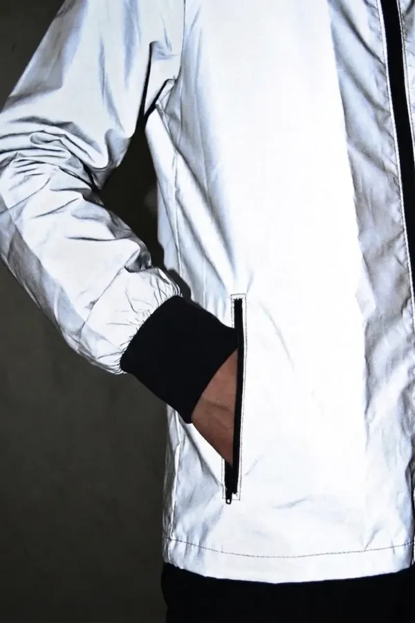 D_NQ_NP_2X_633052-MCO112443277461_052026-F Chaqueta Cortavientos 100% Reflectiva Unisex